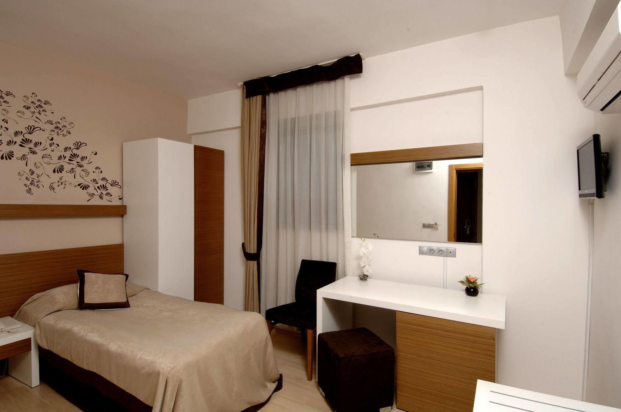 Han Hotel Antalya Exterior photo