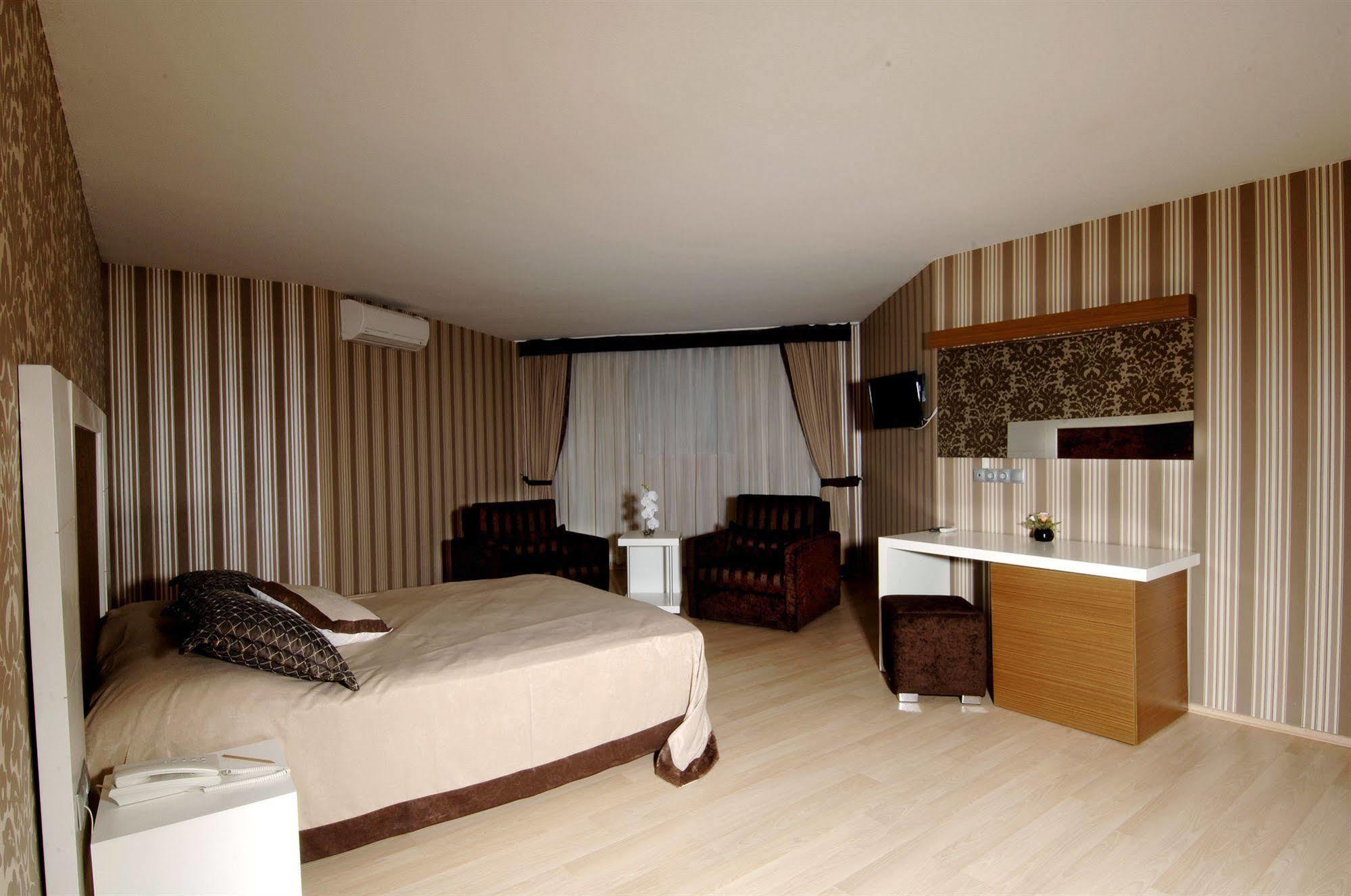 Han Hotel Antalya Exterior photo