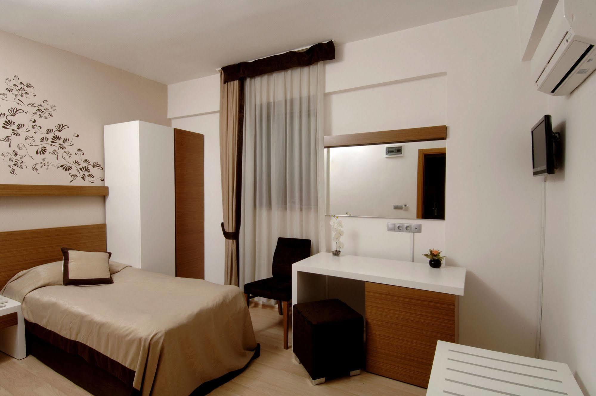 Han Hotel Antalya Exterior photo