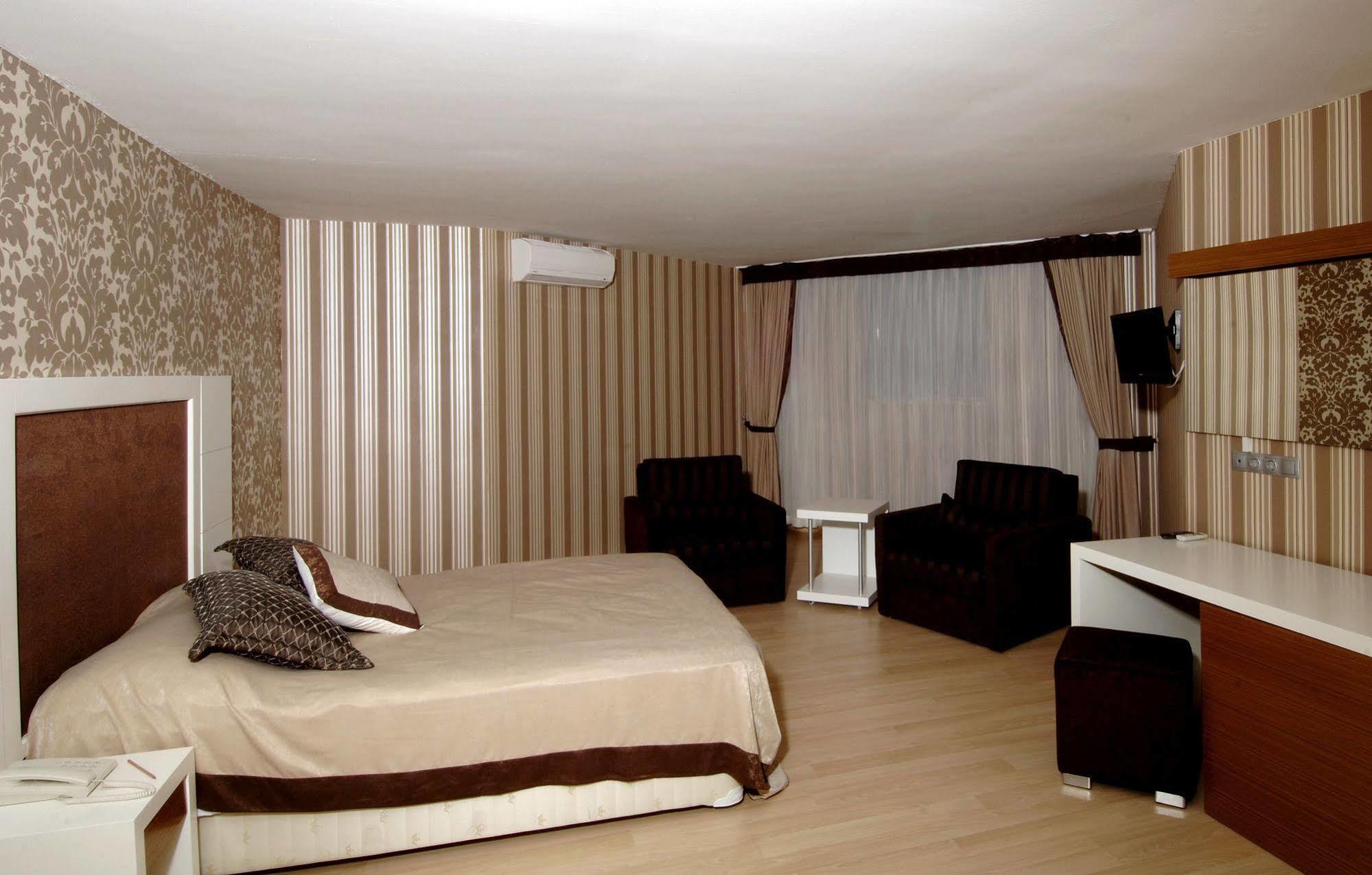 Han Hotel Antalya Exterior photo